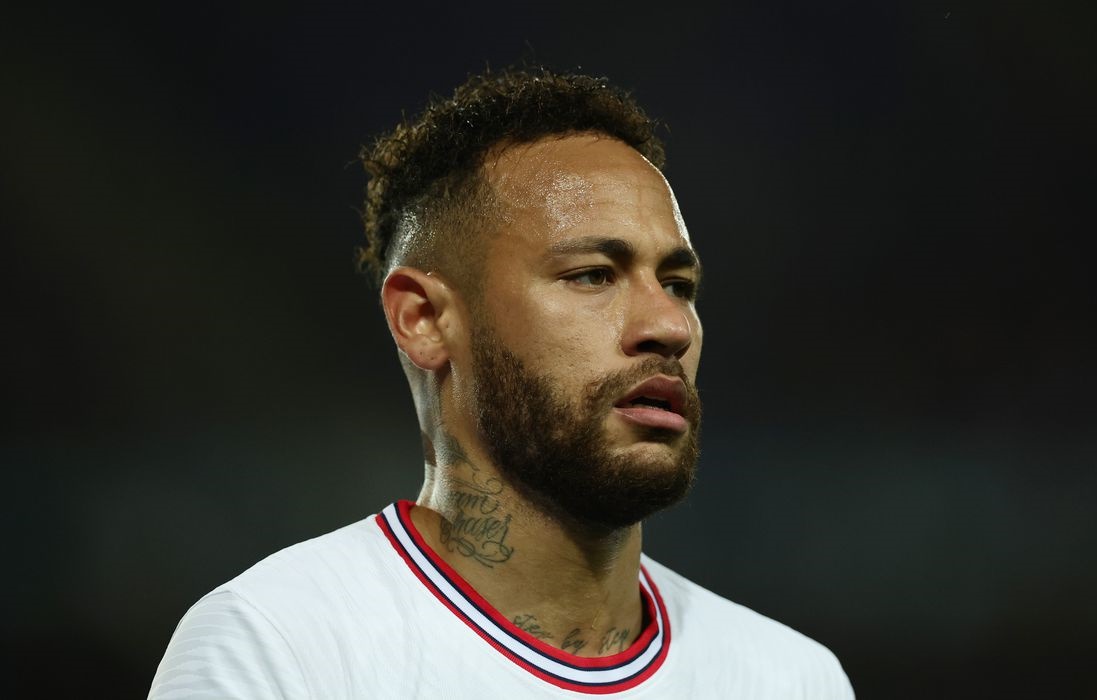 PSG acerta venda de Neymar para o Al Hilal
