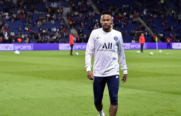 PSG confirma lesão muscular e Neymar vira desfalque 