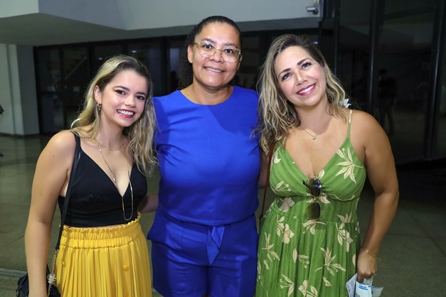 Público lota musical “Kiss Me, Kate! O Beijo da Megera” em Goiânia