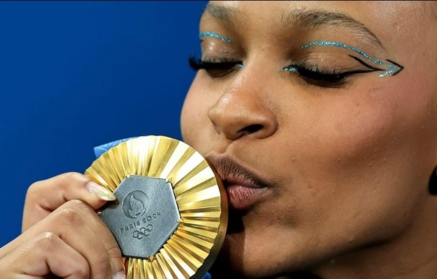 Quanto Rebeca Andrade ganhará em dinheiro pelas medalhas na Olimpíada? Veja valores