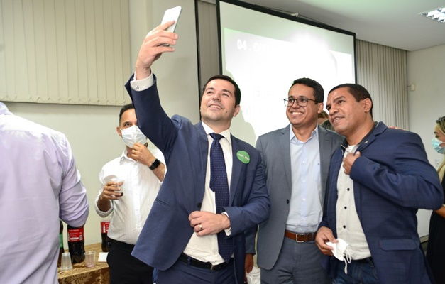 Rafael Lara se encontra com advocacia de trânsito em Goiânia