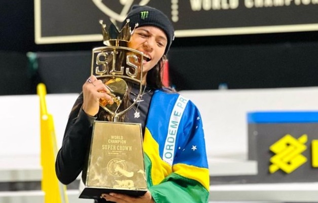 Rayssa Leal é campeã do Super Crown com nota inédita na competição