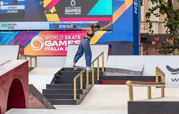 Rayssa Leal e Pâmela Rosa avançam à semifinal do Mundial de skate street em Roma