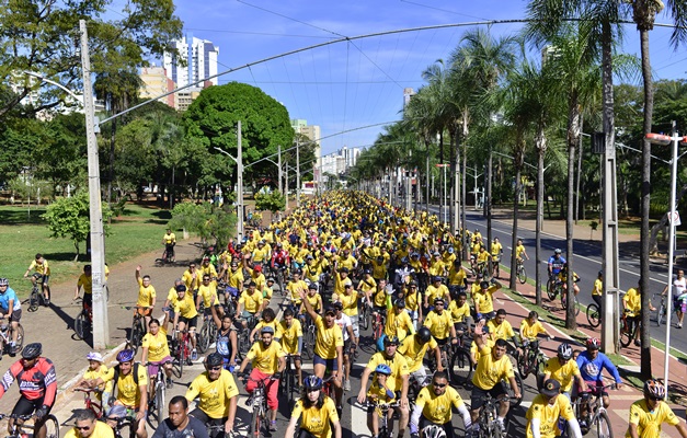 Record TV Goiás realiza passeio ciclístico em Caldas Novas (GO)