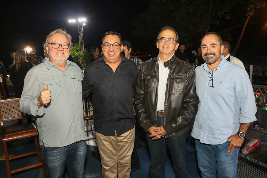 Record TV Goiás reúne convidados em noite de confraternização na Pecuária