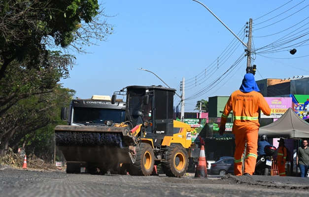 Recuperação do asfalto da Avenida Vera Cruz deve ficar pronta em agosto 