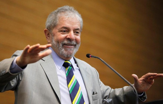 Reforma de tríplex de Lula foi paga por empreiteira envolvida na Lava Jato