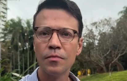 Repórter da Piauí detalha bastidores da rotina de Eduardo Bolsonaro nos EUA