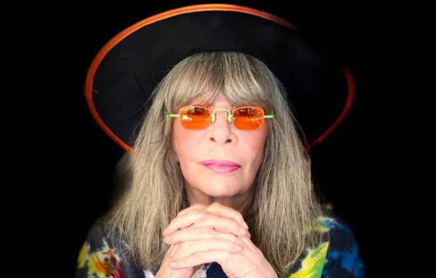 Rita Lee, que nasceu no dia 31 de dezembro, vai receber homenagem no réveillon de Copacabana