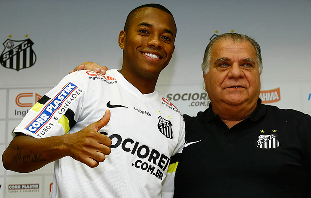 Robinho é oficializado e assina por 1 ano com o Santos