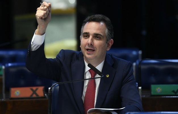 Rodrigo Pacheco (DEM-MG) é eleito presidente do Senado Federal