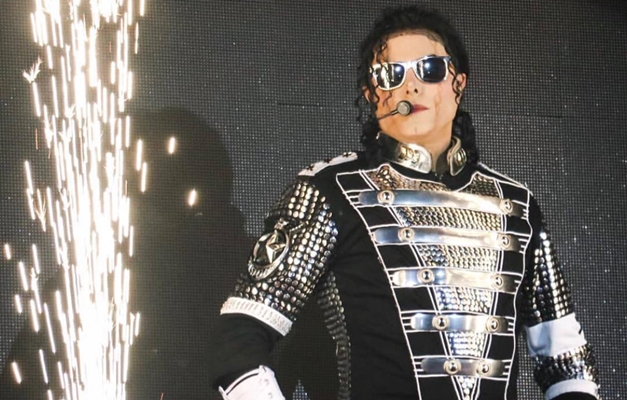 Rodrigo Teaser se apresenta em Goiânia com o Tributo a Michael Jackson