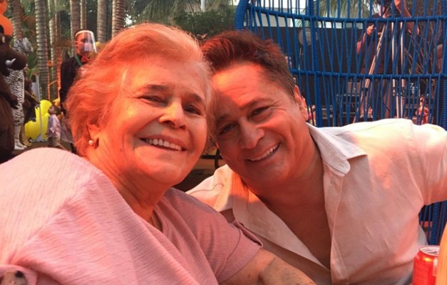 Rogério Cruz lamenta morte de Carmem Costa, mãe do cantor Leonardo