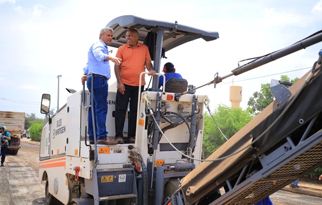 Rogério Cruz vistoria obras em nove pontos de Goiânia