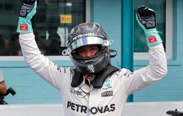 Rosberg desbanca Hamilton e fatura a pole do GP da Alemanha