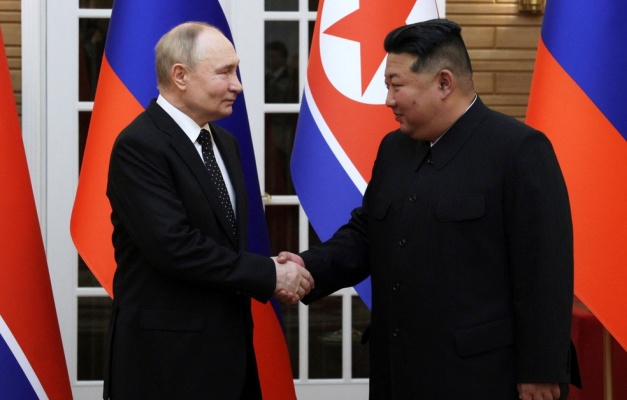 Rússia e Coreia do Norte assinam pacto que prevê assistência mútua em caso de 'agressão' - @aredacao