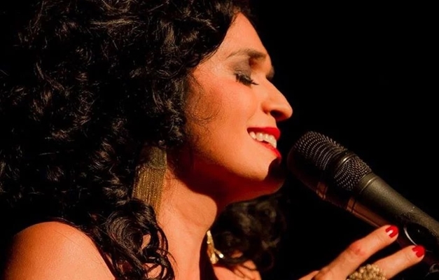 Sabah Moraes canta Piaf e Piazzolla no Teatro Goiânia