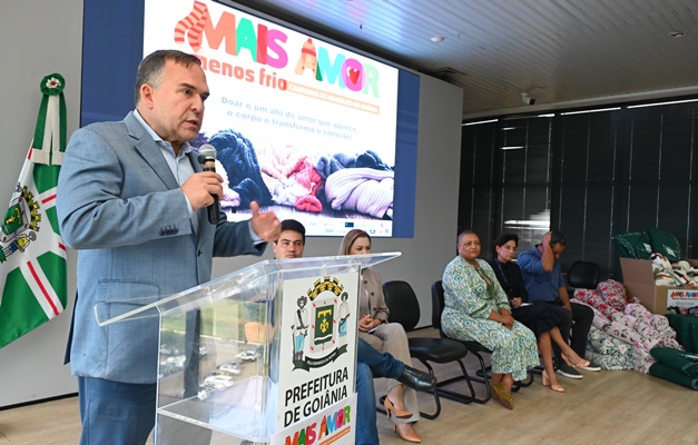 Sandro Mabel lança Campanha do Agasalho Goiânia 2025