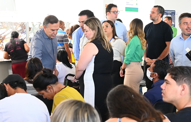 Sandro Mabel moderniza UPA e promete reforço na atenção básica