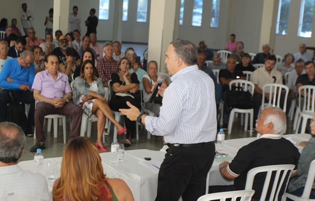 Sandro Mabel ouve demandas de representantes da Polícia Civil em Goiânia