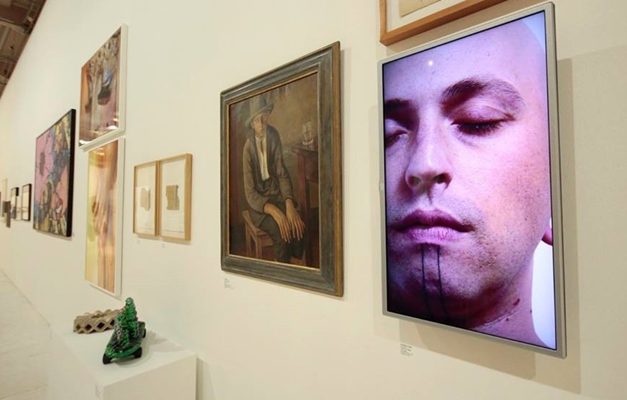 Santander Cultural cancela exposição após campanha do MBL