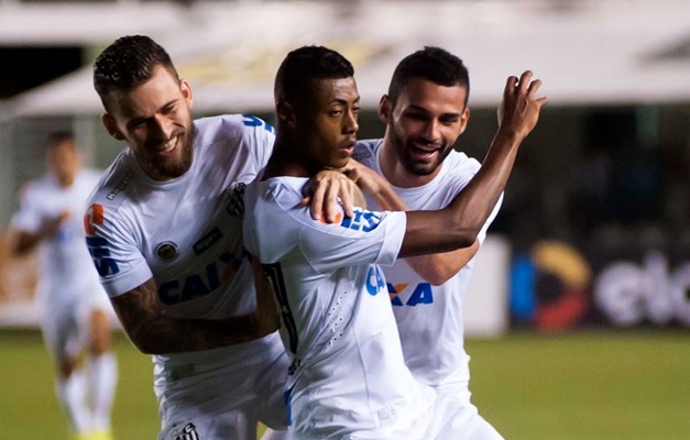 Santos sua, mas faz 2 a 0 no Paysandu e consegue boa vantagem na Copa do Brasil