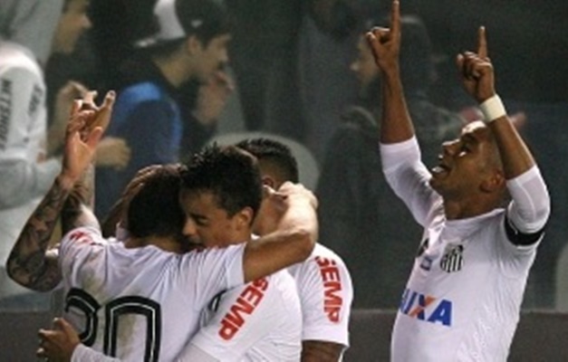 Santos vence a Chapecoense por 1 a 0 em jogo com grande atuação dos goleiros