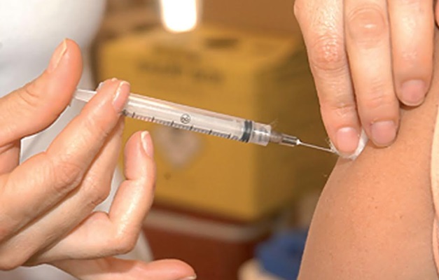 Saúde de Goiânia realiza Dia D de vacinação contra a gripe em shopping