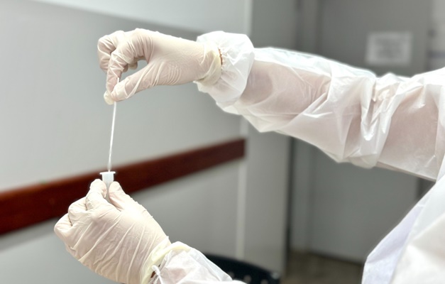 Saúde de Goiânia realiza testagem ampliada de covid-19 na região da 44 