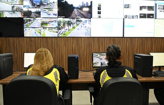 Secretaria de Trânsito de Goiânia aplica mais de 1,4 mil multas em 1 semana 