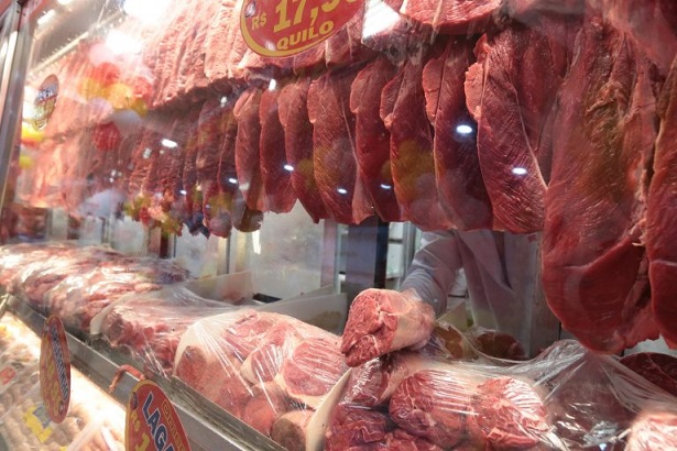 Secretário de Defesa Agropecuária diz que não há risco sanitário na carne