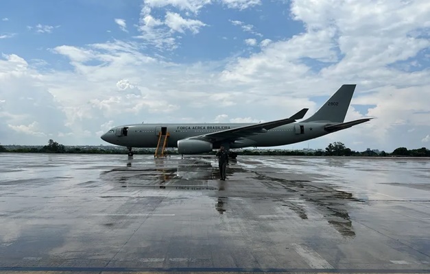 Segundo avião da FAB decola para resgatar brasileiros em Israel