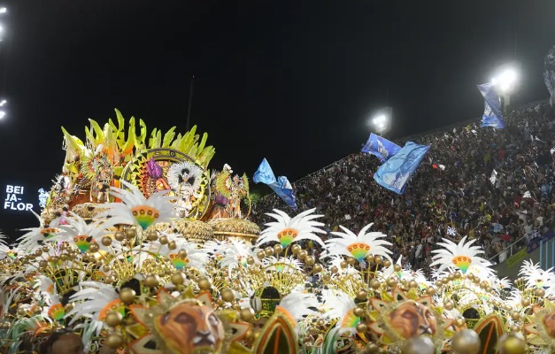 Seis escolas de samba voltam ao Sambódromo do Rio para desfile das campeãs