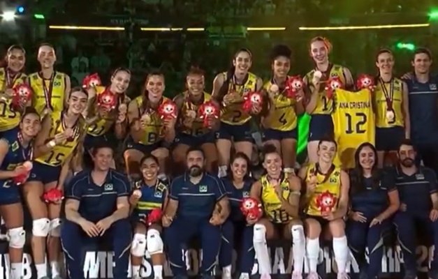 Seleção feminina leva a melhor sobre o Japão e garante medalha de bronze no Mundial de vôlei