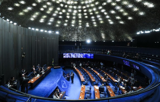 Senado aprova pensão especial para filhos de vítimas de feminicídio