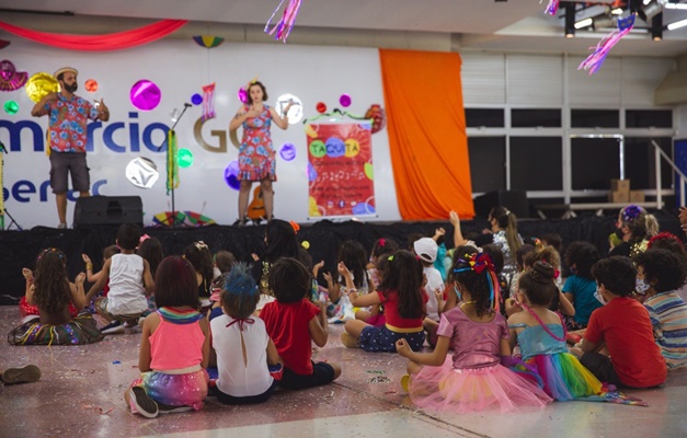 Sesc Faiçalville promove oficinas de máscara de carnaval em Goiânia