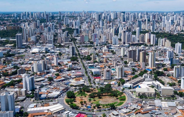 Setor Aeroporto: um exemplo da ocupação saudável das praças