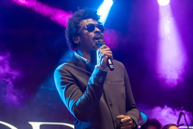 Show de Seu Jorge marca abertura do Claque Cultural em Goiânia; veja