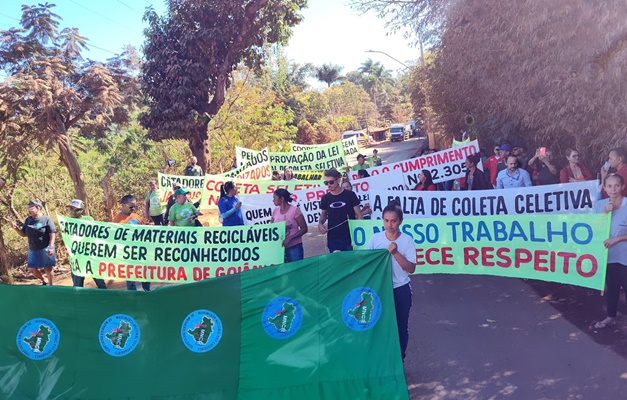 Sistema OCB/GO busca soluções para regularizar coleta seletiva em Goiânia