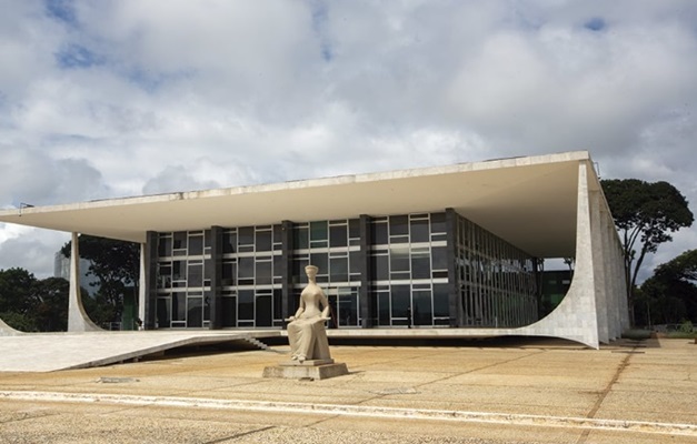 STF determina execução das penas de Bolsonaro e mais seis réus