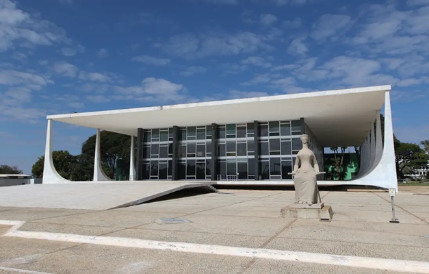 STF fará defesa de Moraes em sessão de retorno do recesso