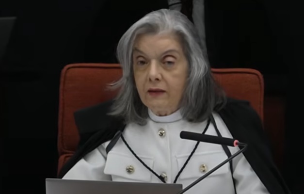 STF retoma julgamento de Bolsonaro com voto da ministra Cármen Lúcia