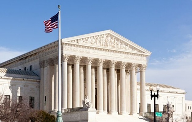 Suprema Corte autoriza Trump a revogar visto temporário de mais de 500 mil imigrantes nos EUA