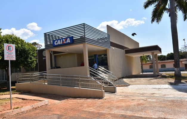 Suspeitos de arrombar banco em São Francisco de Goiás são presos
