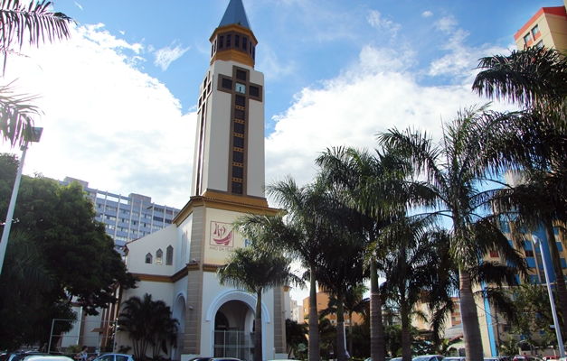 Catedral Metropolitana de Goiânia completa 75 anos 
