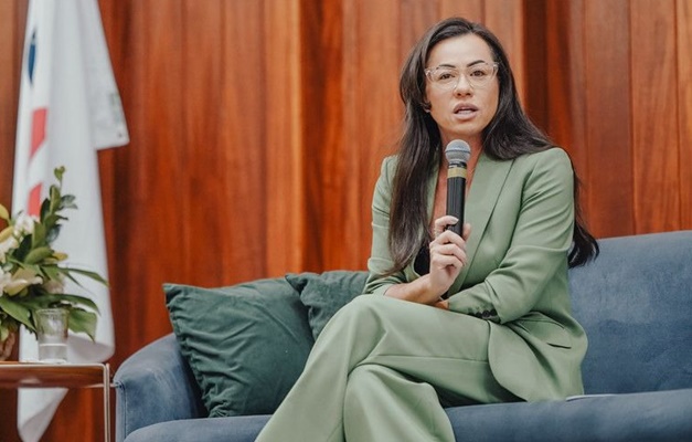 Talita Hayasaki abre evento que celebra atuação das mulheres na advocacia