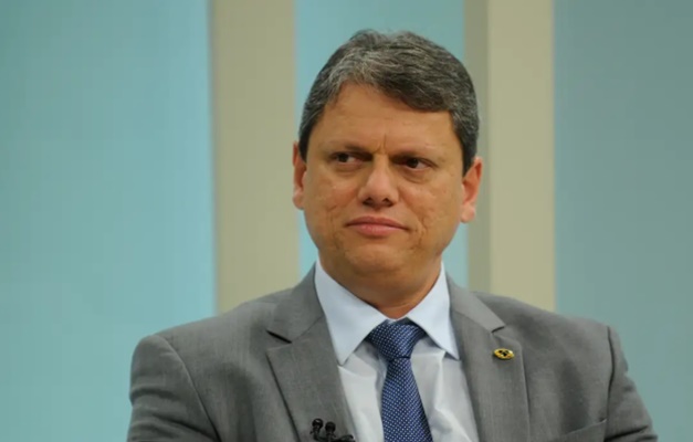 Tarcísio diz que não será candidato à Presidência e que está focado em São Paulo