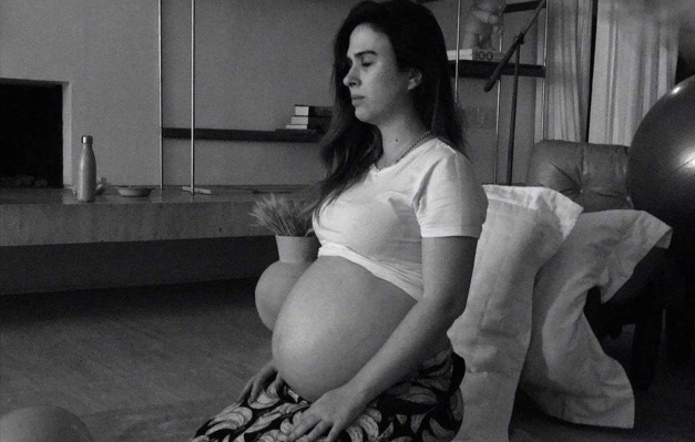 Tatá Werneck brinca sobre ainda não ter decidido nome da filha: 'sorteio'