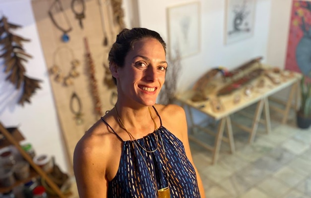 Tatiana Potrich e Lari Mendes abrem mostra Terra Plena em Goiânia 