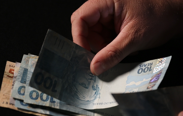 Taxa média de juros em dezembro registra 24,4% ao ano